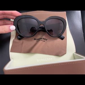 Authentic Burberry sunglass in excellent condition